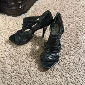 Guess strappy heels 8